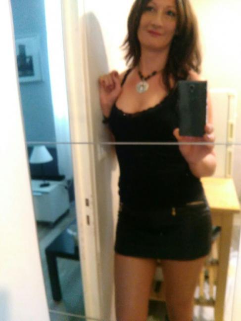 Emile trans sexy et hot